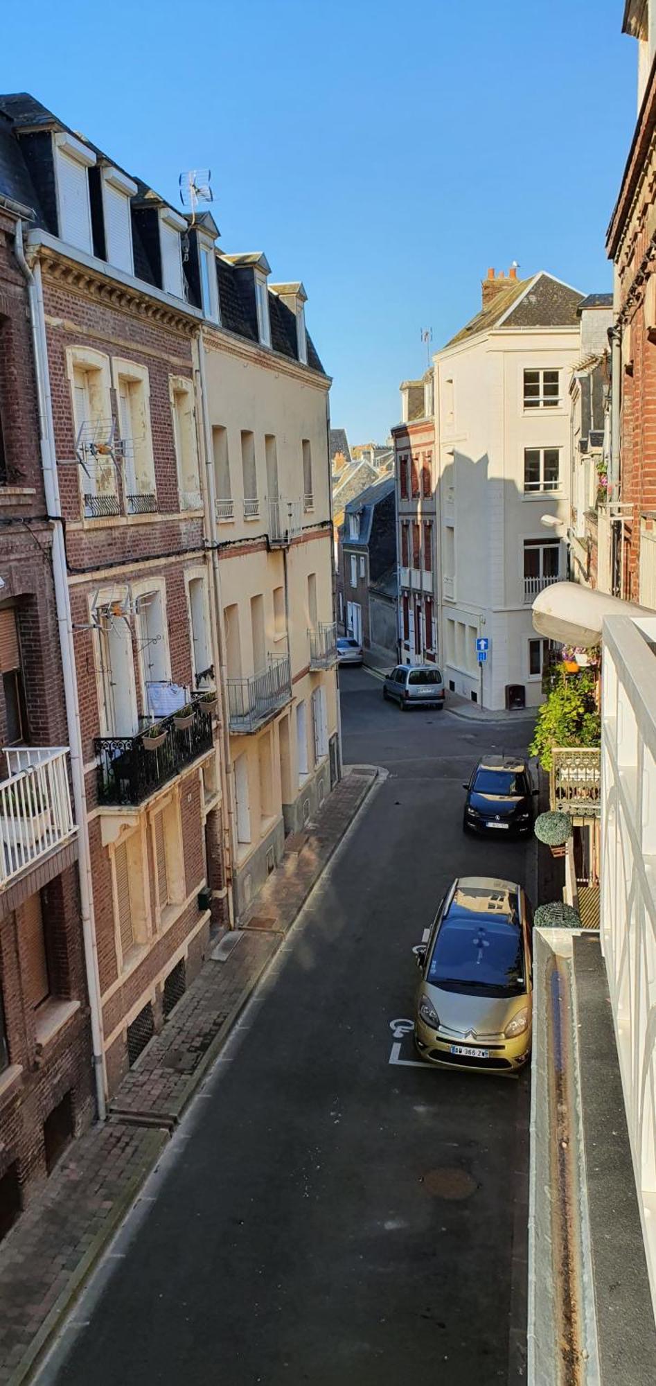 Dautresire Apartment *